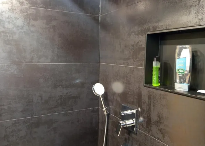 Bebel Lejlighed Leverkusen