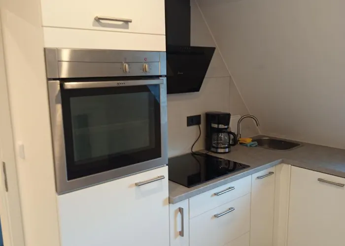 Bebel Lejlighed Leverkusen